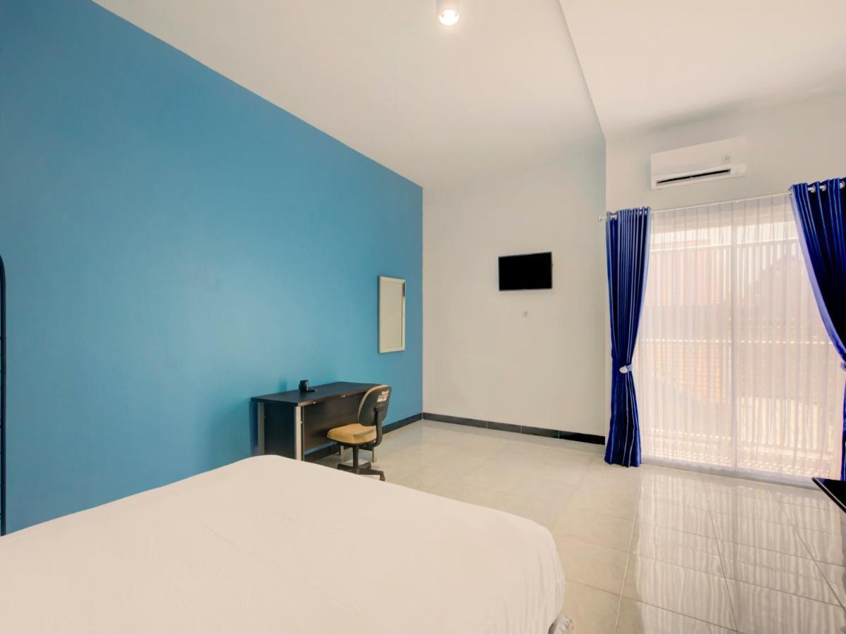 Oyo Life 3987 Kost Aditya سورابايا المظهر الخارجي الصورة