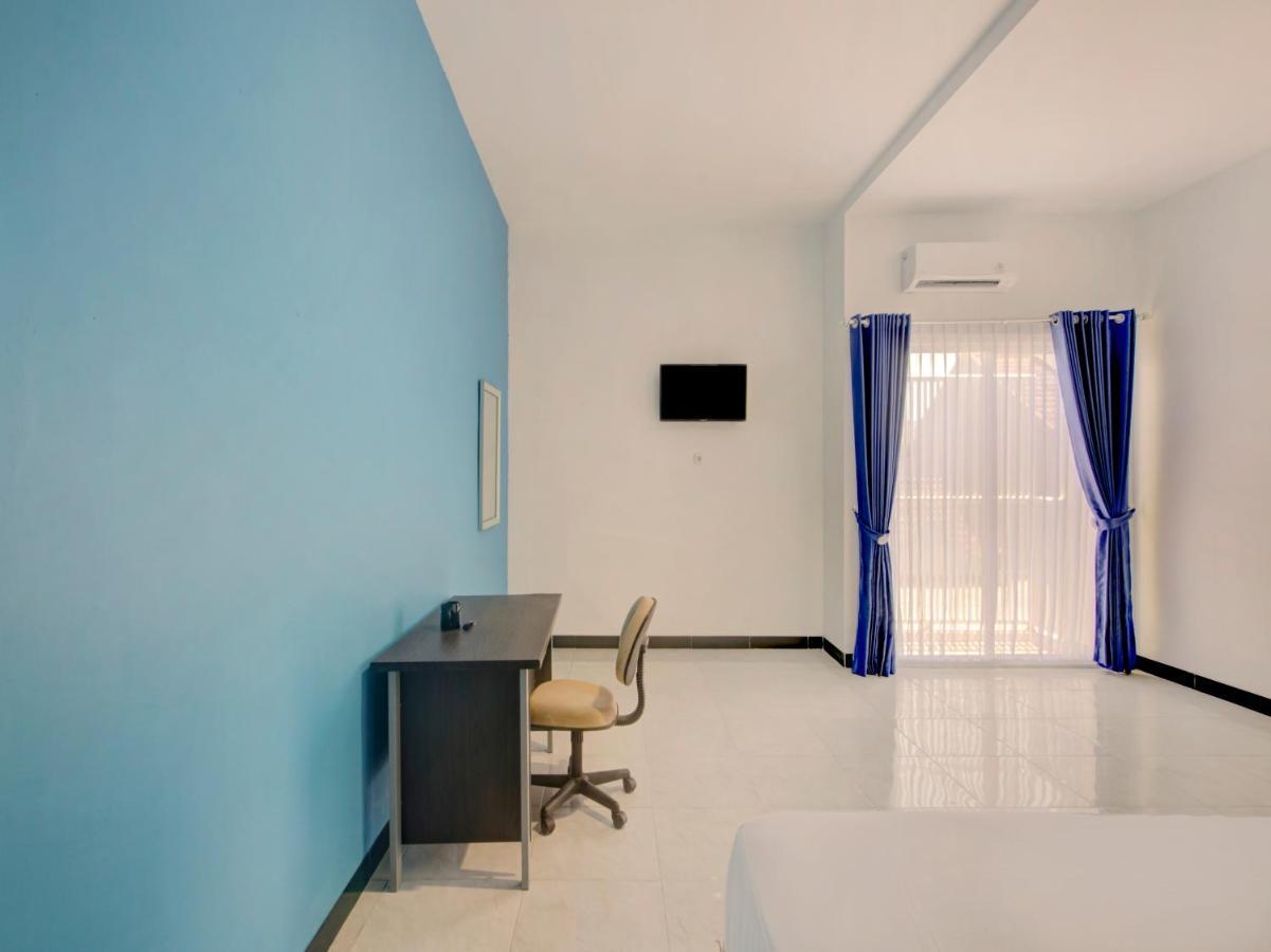 Oyo Life 3987 Kost Aditya سورابايا المظهر الخارجي الصورة